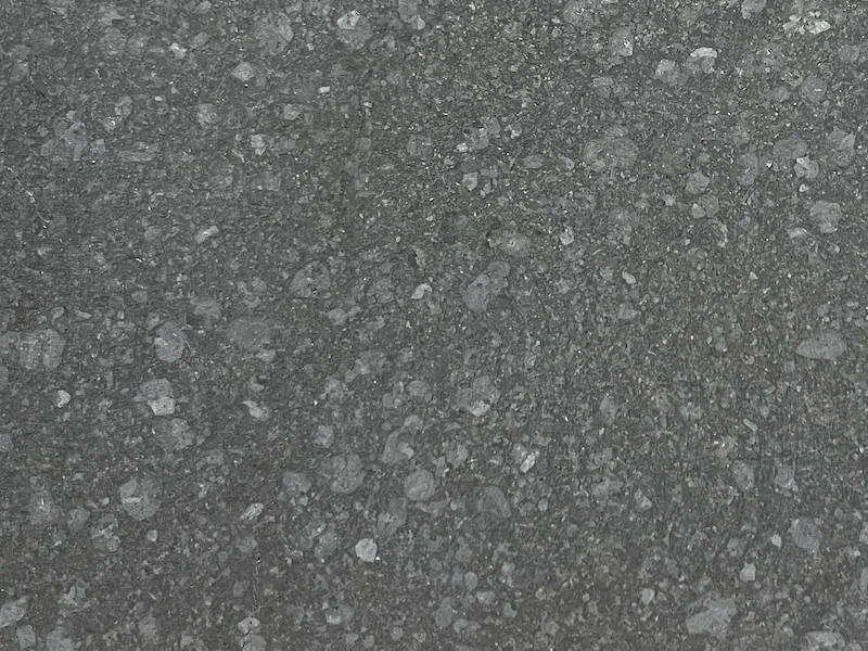 G684 Black Basalt dark charcoal surface with fine natural mineral speckling