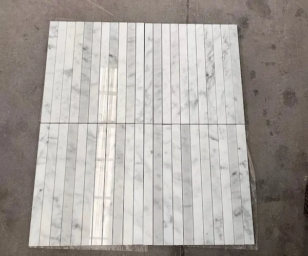 Carrara White Linear Strip Marble Mosaic sheets shown in a supplied joint alignment reference image